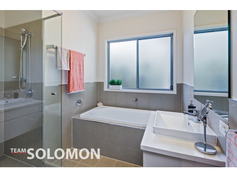 53 George Thorn Drive, Thornlands QLD 4164