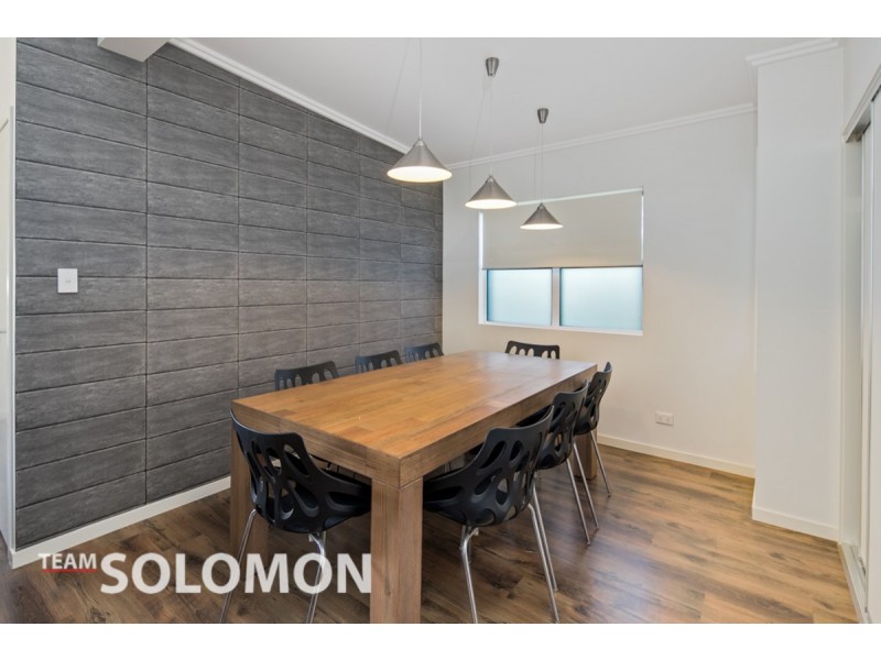 4/320 WYNNUM Road, Norman Park QLD 4170