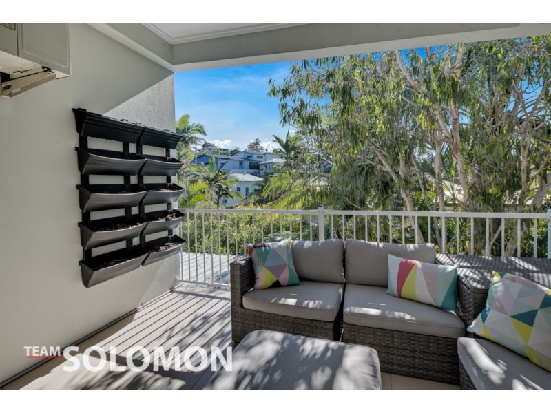 4/320 WYNNUM Road, Norman Park QLD 4170