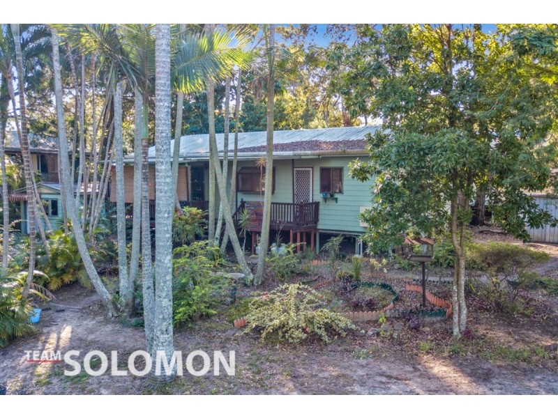 6 Pandanus Street, Coochiemudlo Island QLD 4184