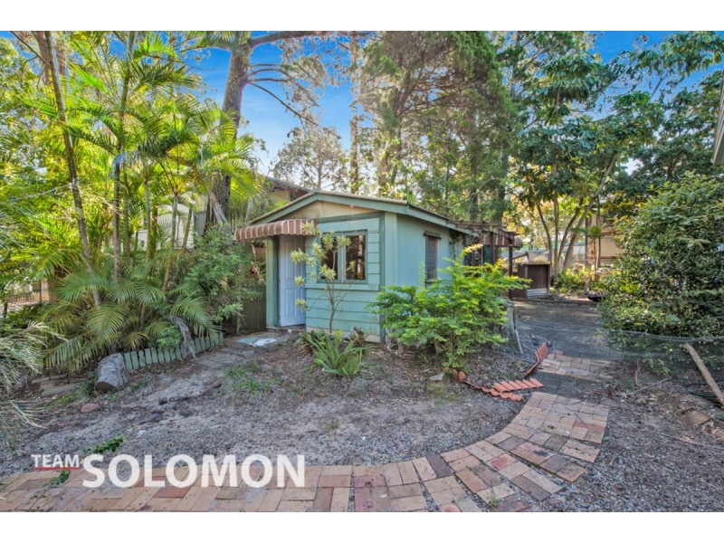 6 Pandanus Street, Coochiemudlo Island QLD 4184