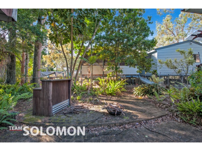 6 Pandanus Street, Coochiemudlo Island QLD 4184