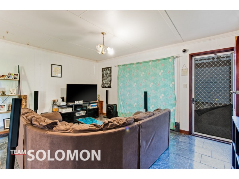 6 Pandanus Street, Coochiemudlo Island QLD 4184