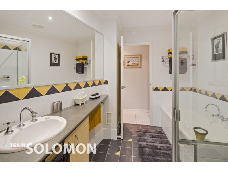 8 Tamarind Close, Thornlands QLD 4164