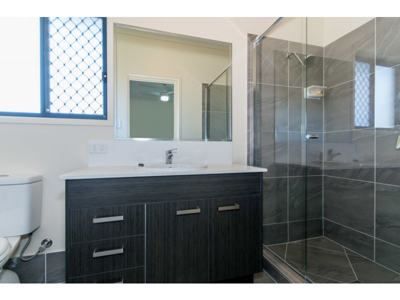 26 Herring Street, Bongaree QLD 4507