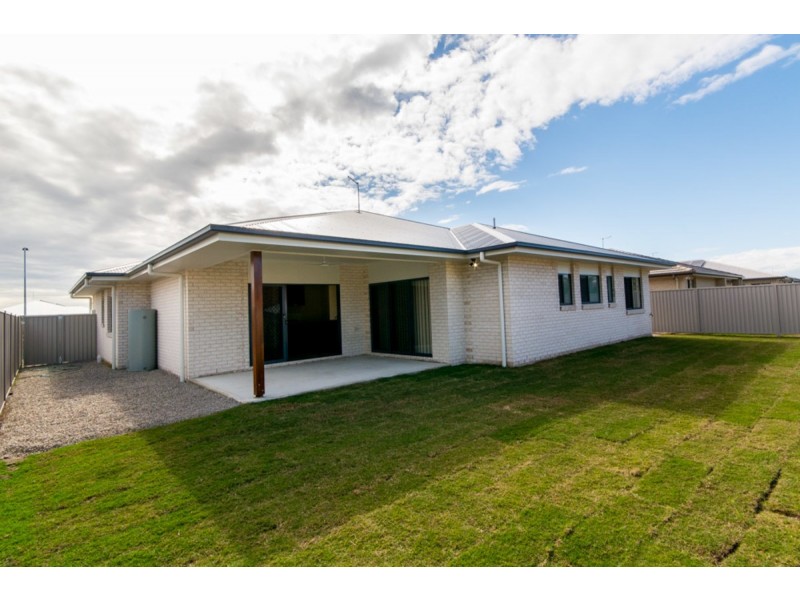 26 Herring Street, Bongaree QLD 4507