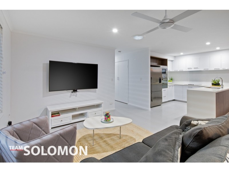 56 Albert Street, Ormiston QLD 4160