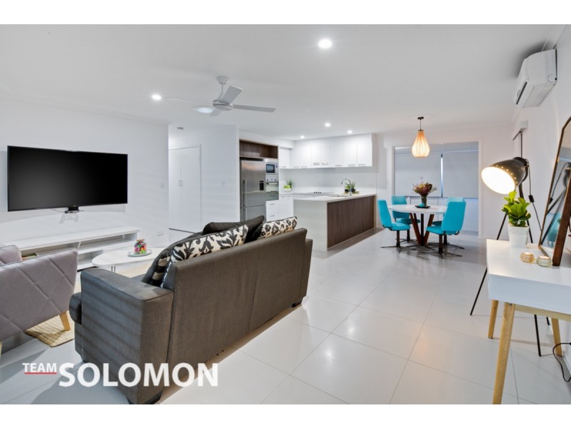 56 Albert Street, Ormiston QLD 4160