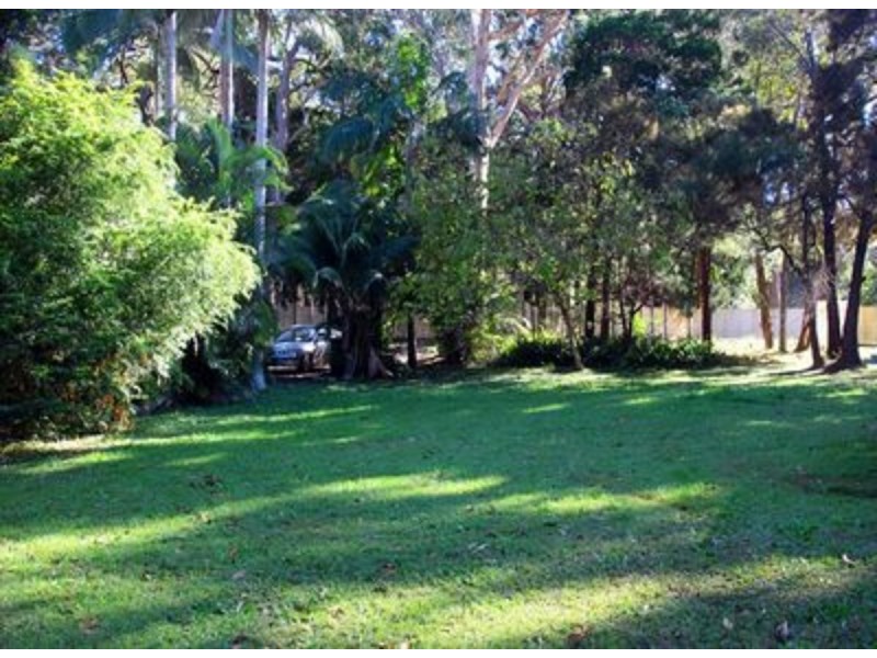 27 Capembah Street, Coochiemudlo Island QLD 4184