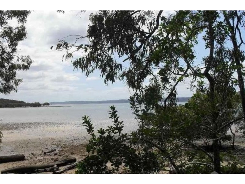 35 Udara Drive, Macleay Island QLD 4184