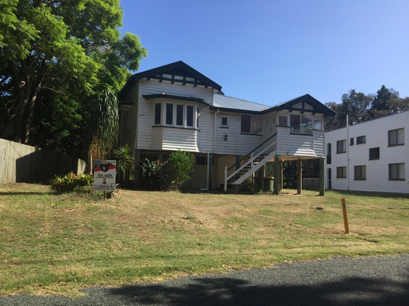 10 Victoria Parade, Coochiemudlo Island QLD 4184