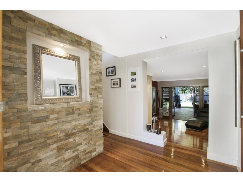 116 Gordon Street, Ormiston QLD 4160