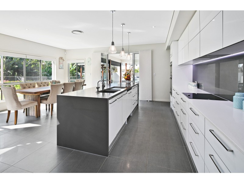 58 Waterville Drive, Thornlands QLD 4164