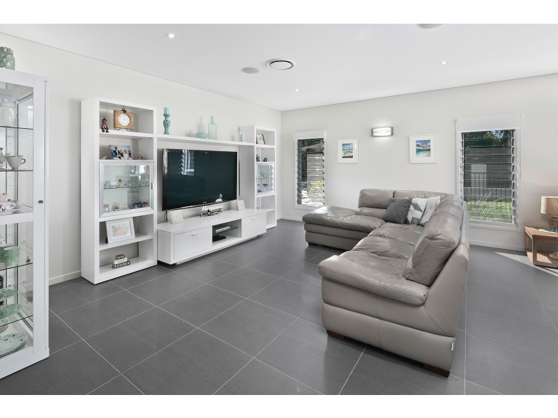 58 Waterville Drive, Thornlands QLD 4164