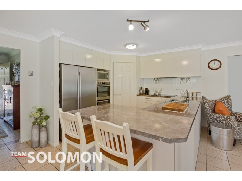 24 Patersonia Place, Birkdale QLD 4159