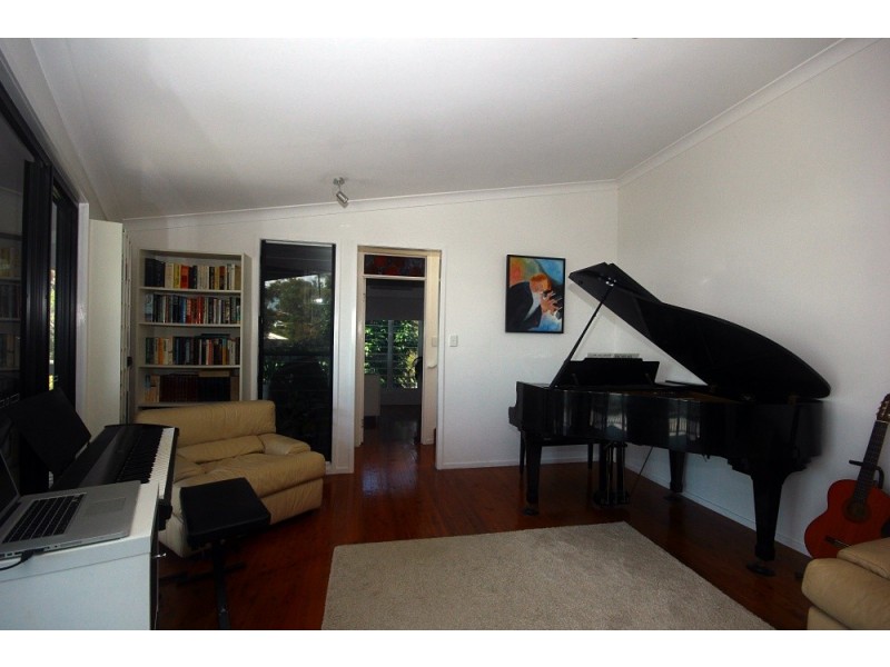 62 Timothy Street, Macleay Island QLD 4184