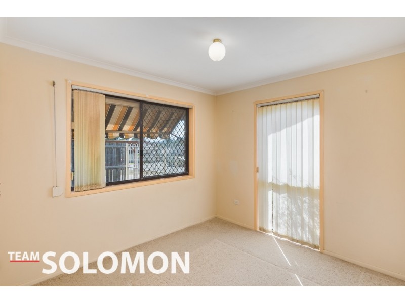 2 Lindisfarne Street, Carindale QLD 4152