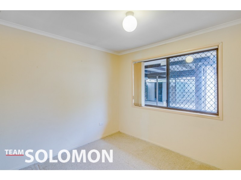 2 Lindisfarne Street, Carindale QLD 4152