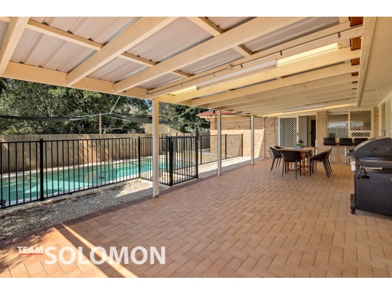 5 Pleasant Court, Cleveland QLD 4163