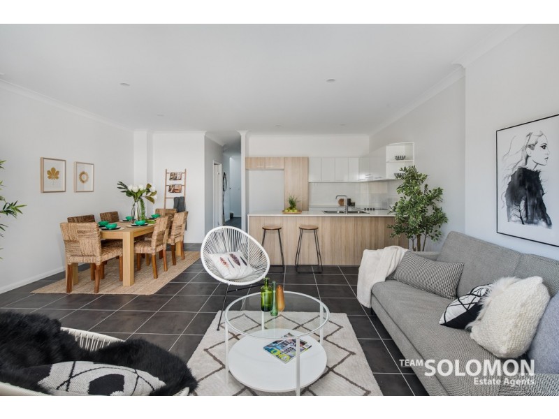 2/47-49 SURMAN Street, Birkdale QLD 4159