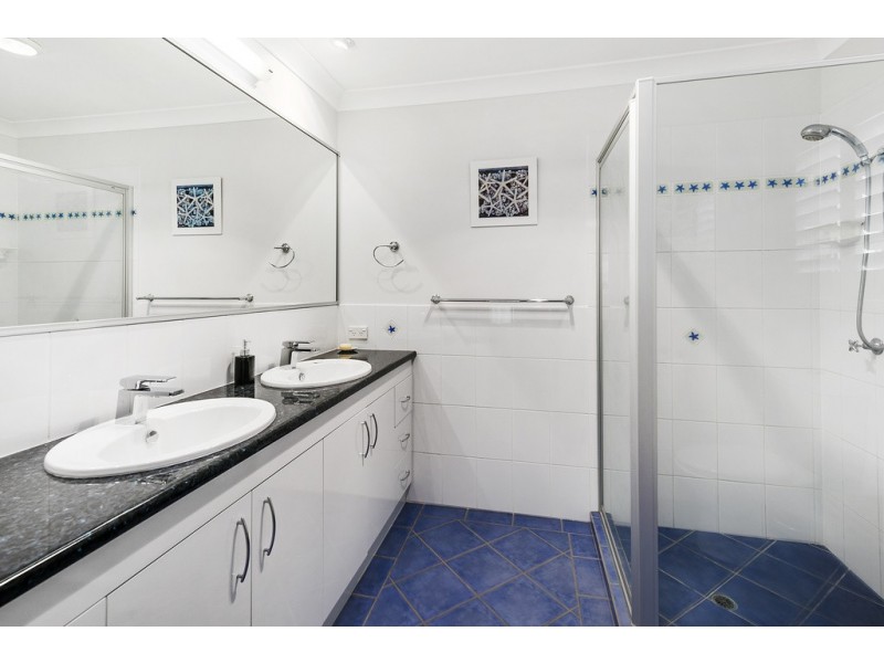 2 Morris Circuit, Thornlands QLD 4164