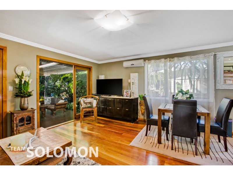 6 Carefree Street, Coochiemudlo Island QLD 4184