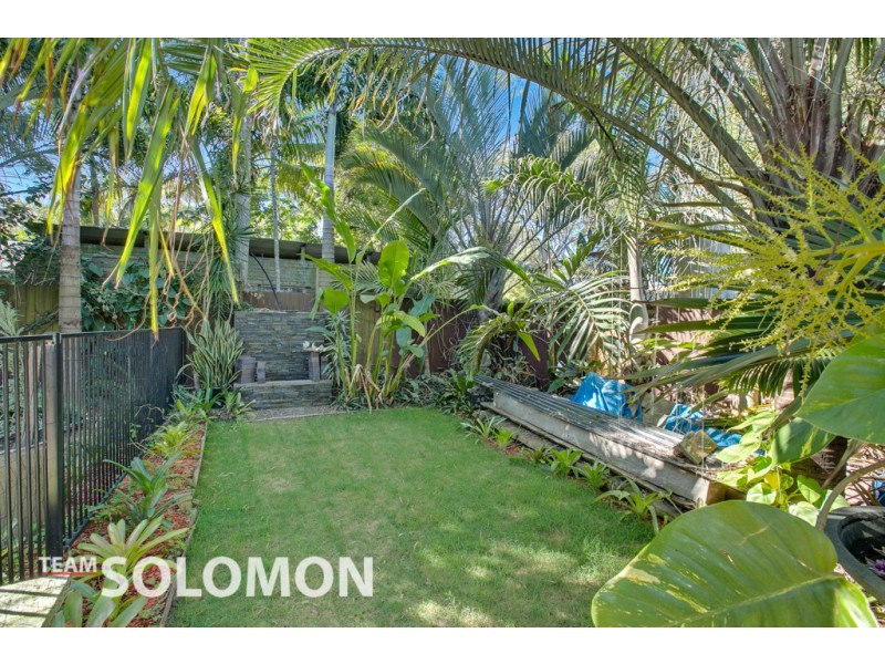 6 Carefree Street, Coochiemudlo Island QLD 4184