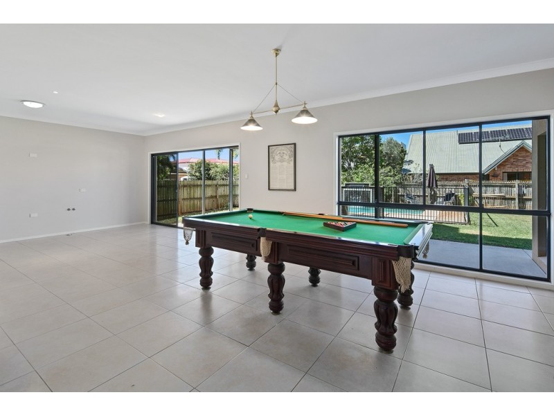 3 Lookout  Court, Victoria Point QLD 4165