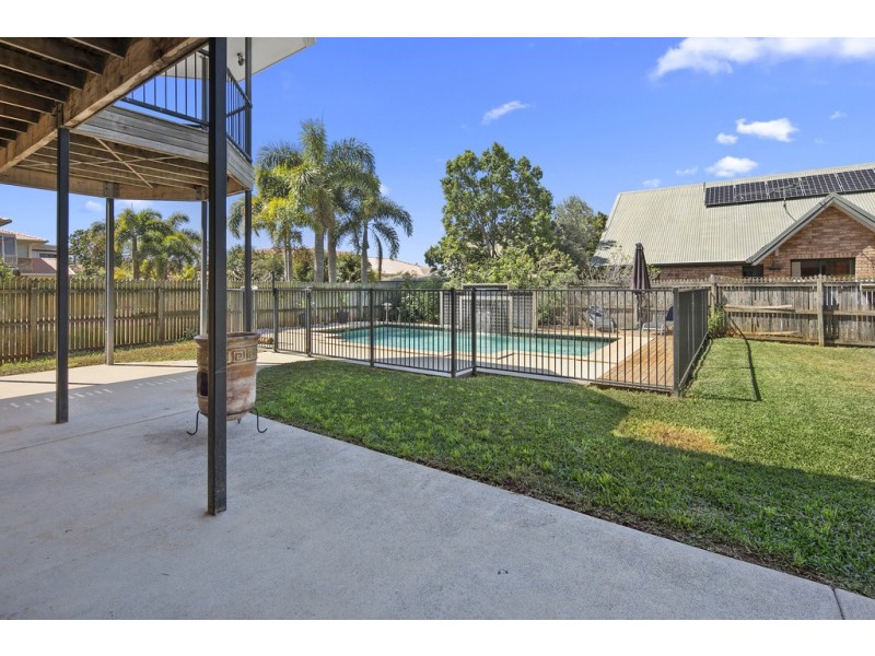 3 Lookout  Court, Victoria Point QLD 4165