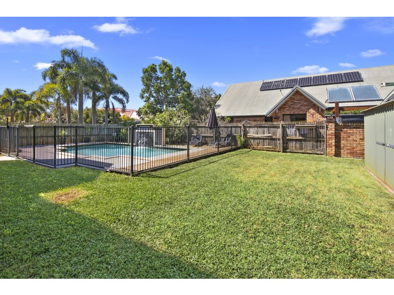 3 Lookout  Court, Victoria Point QLD 4165