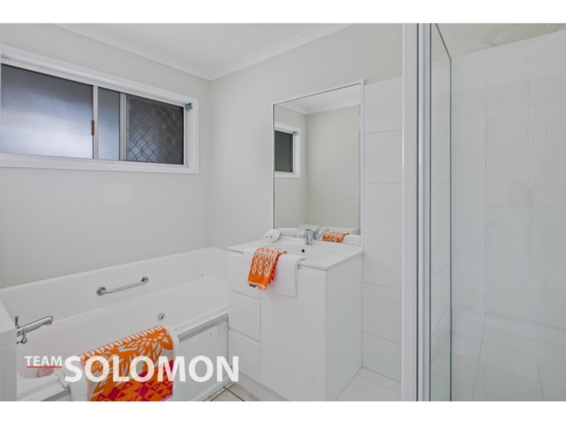 54b Valantine Road, Birkdale QLD 4159