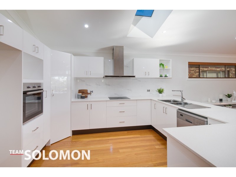 18 Cross Lane, Cleveland QLD 4163