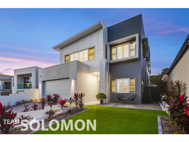 35 Nelson Place, Carindale QLD 4152