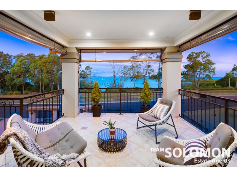 17 The Boulevard, Redland Bay QLD 4165