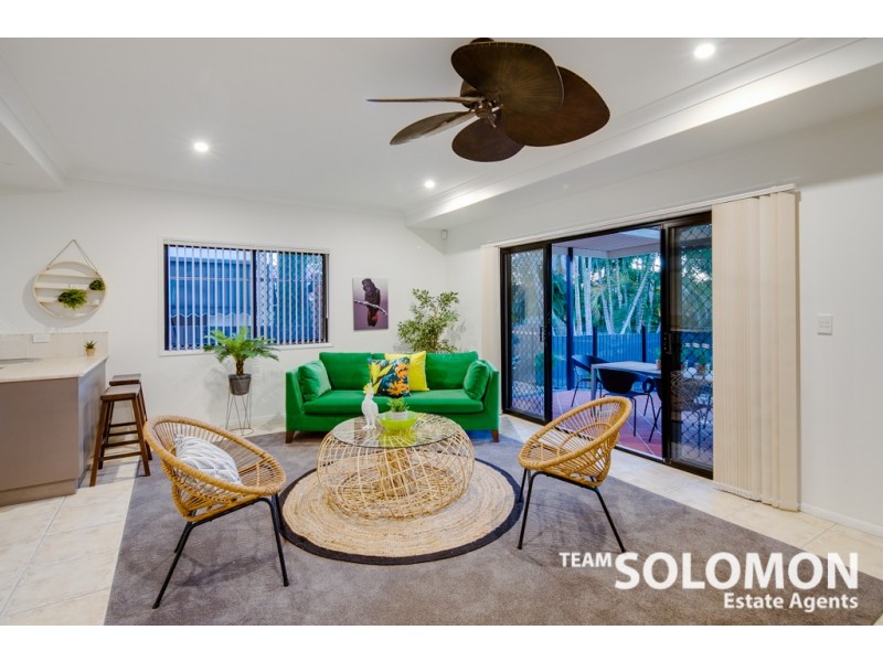 17 The Boulevard, Redland Bay QLD 4165