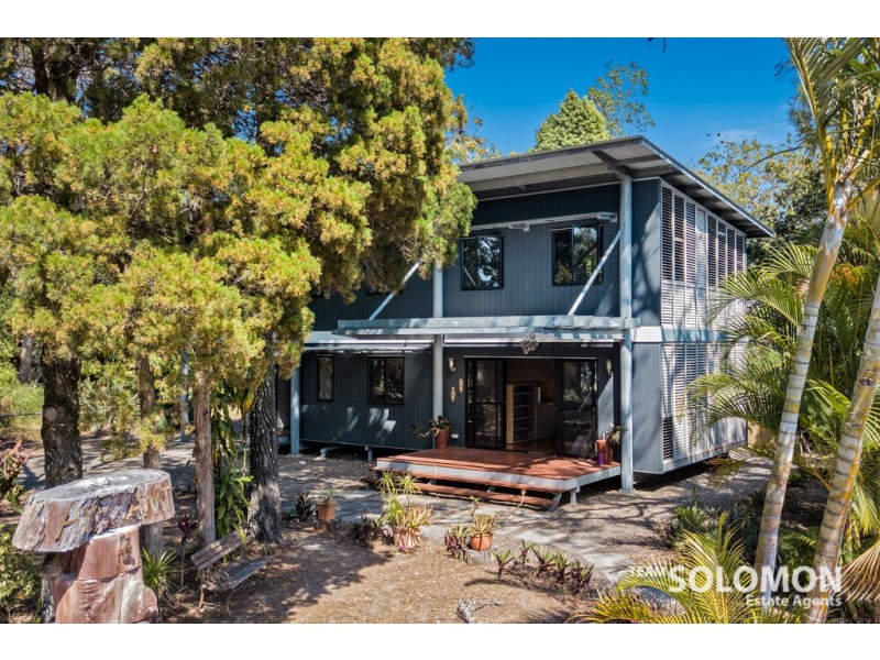 5 Oakes Street, Coochiemudlo Island QLD 4184