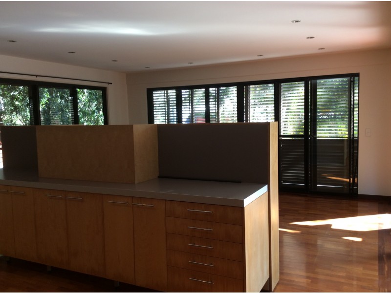 5 Oakes Street, Coochiemudlo Island QLD 4184