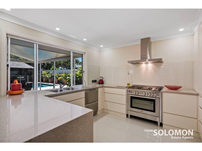 7 Sharr Street, Victoria Point QLD 4165