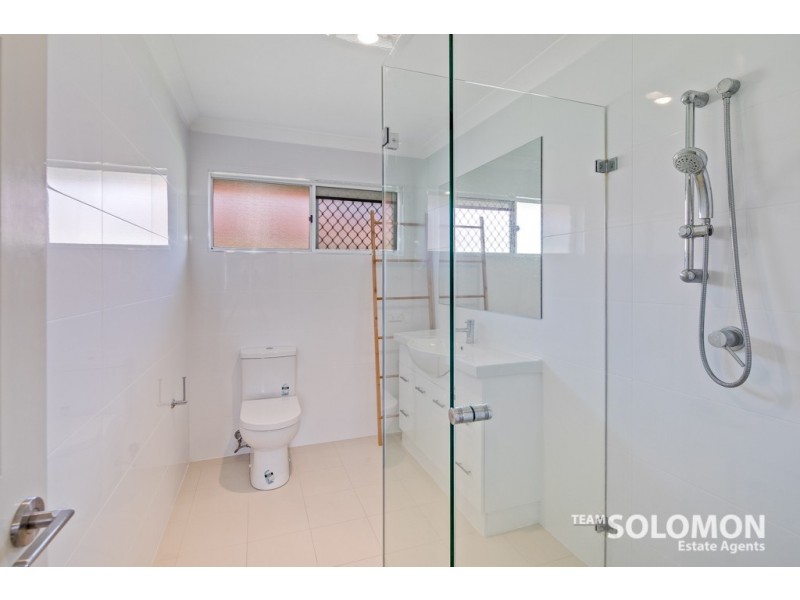 7 Sharr Street, Victoria Point QLD 4165