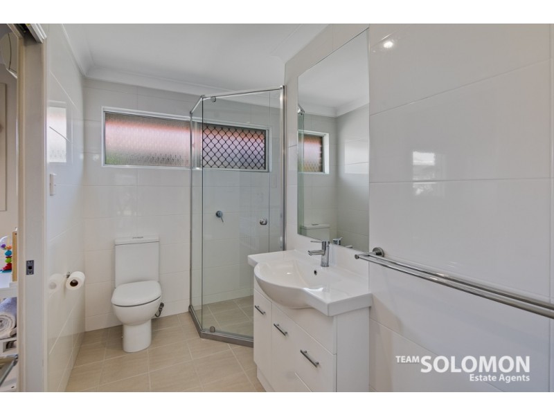 7 Sharr Street, Victoria Point QLD 4165