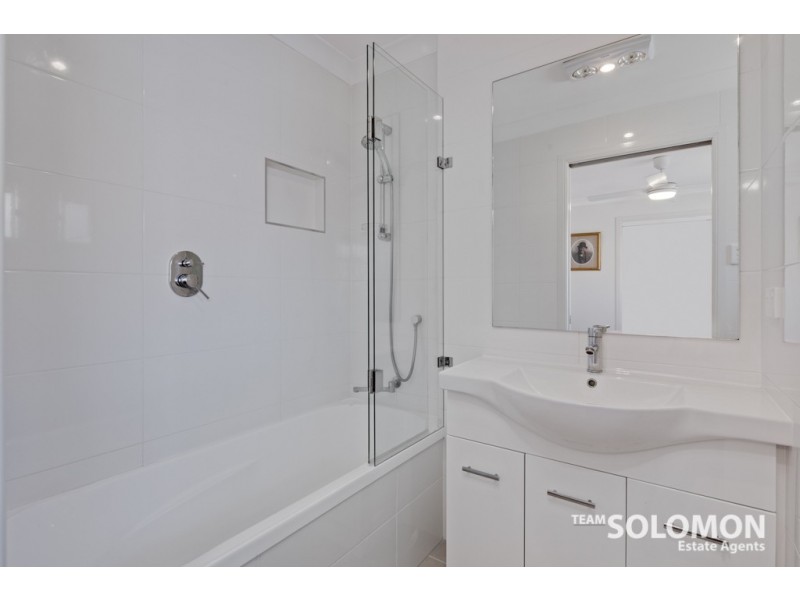 7 Sharr Street, Victoria Point QLD 4165