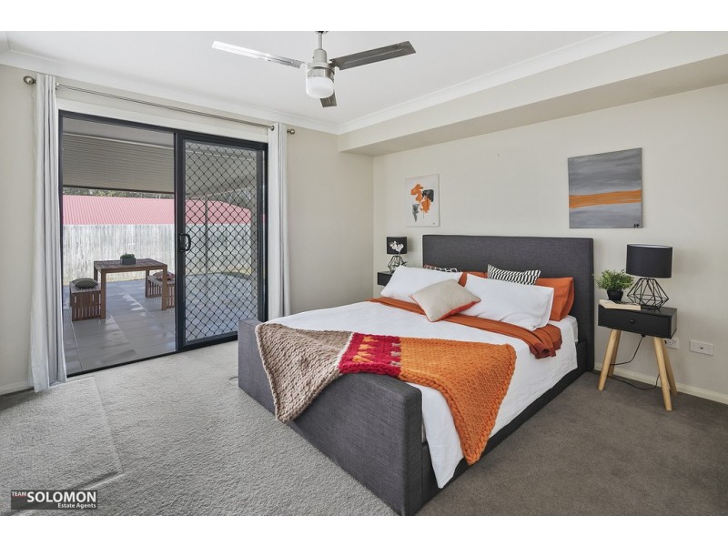 2 Foote Street, Redland Bay QLD 4165