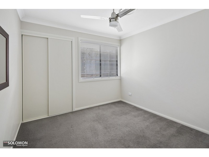 2 Foote Street, Redland Bay QLD 4165
