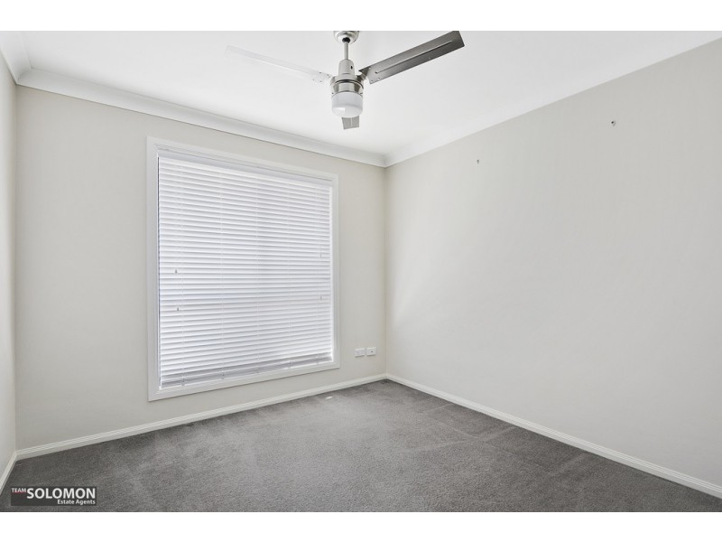 2 Foote Street, Redland Bay QLD 4165