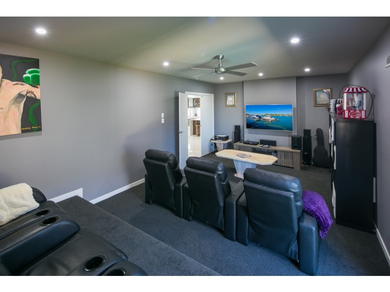 69 Masthead Drive, Raby Bay QLD 4163