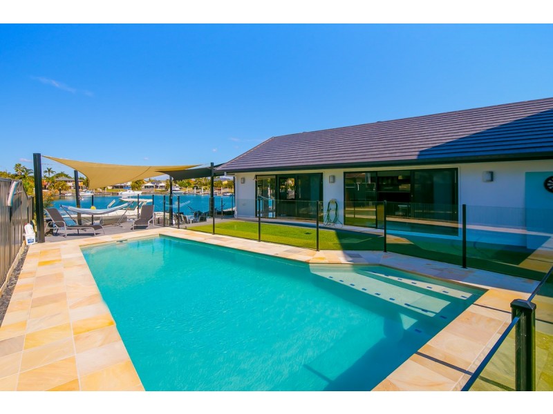 69 Masthead Drive, Raby Bay QLD 4163
