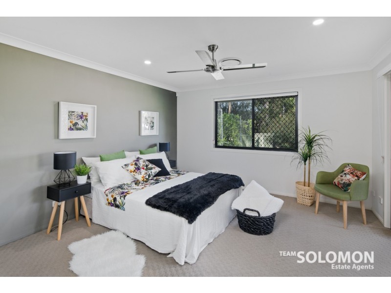 59 Barron Road, Birkdale QLD 4159