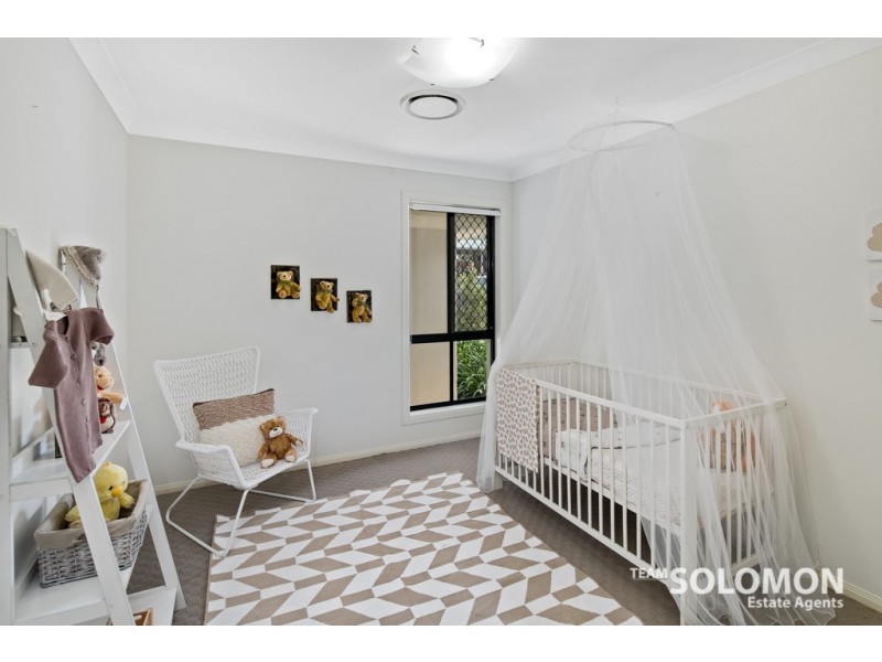 59 Barron Road, Birkdale QLD 4159