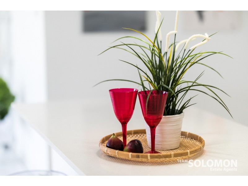 59 Barron Road, Birkdale QLD 4159