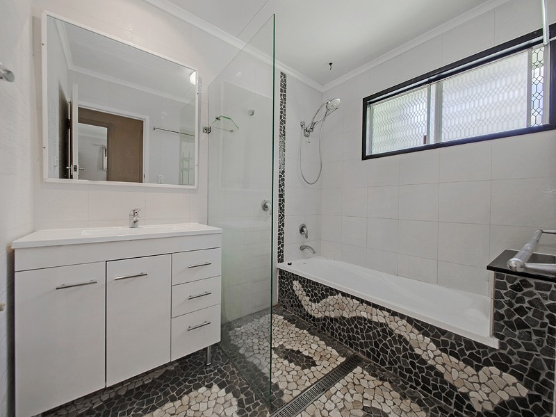 32 Larbonya Crescent, Capalaba QLD 4157